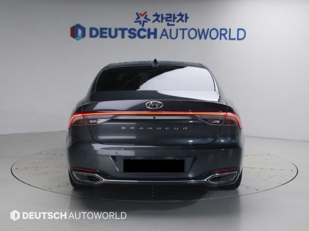 Hyundai Grandeur — photo 04
