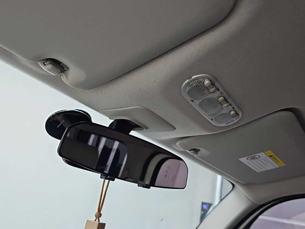 Nissan Cube — photo 17