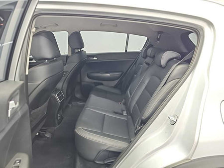 Kia Sportage — photo 12