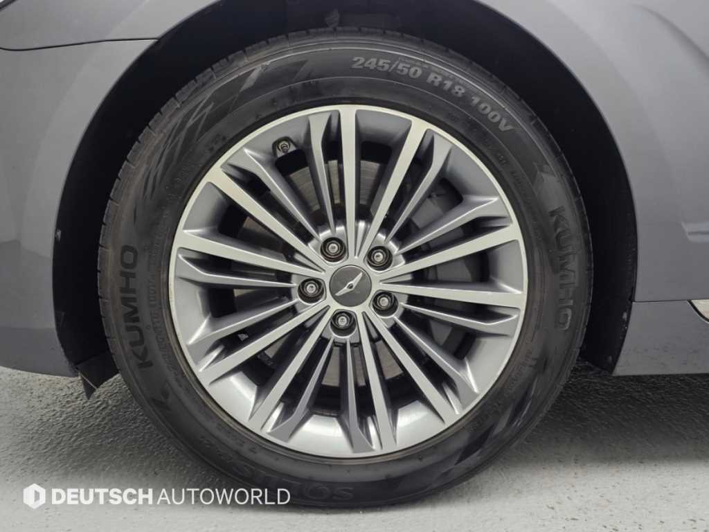 Genesis EQ900 — photo 05