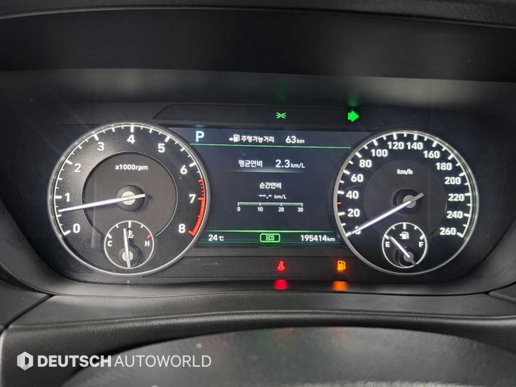Genesis EQ900 — photo 08