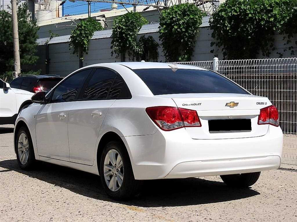 CHEVROLET Cruze — photo 03