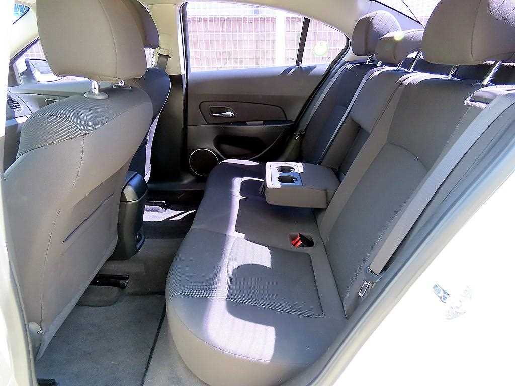 CHEVROLET Cruze — photo 06
