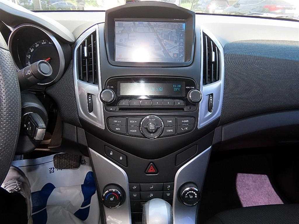 CHEVROLET Cruze — photo 13