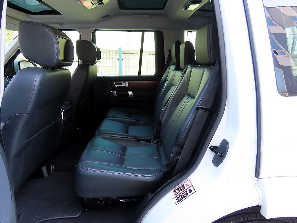 Land Rover Discovery — photo 06