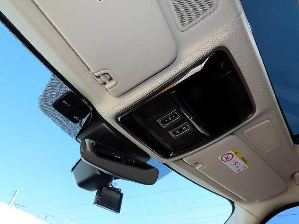 Land Rover Range Rover — photo 15