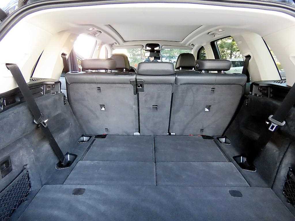 BMW X5 — photo 17