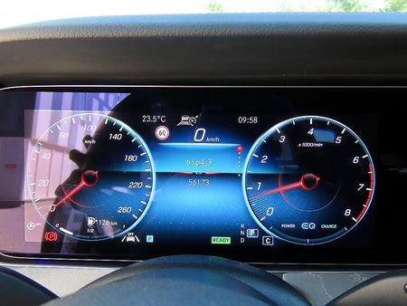 Mercedes-Benz E-Class — photo 09