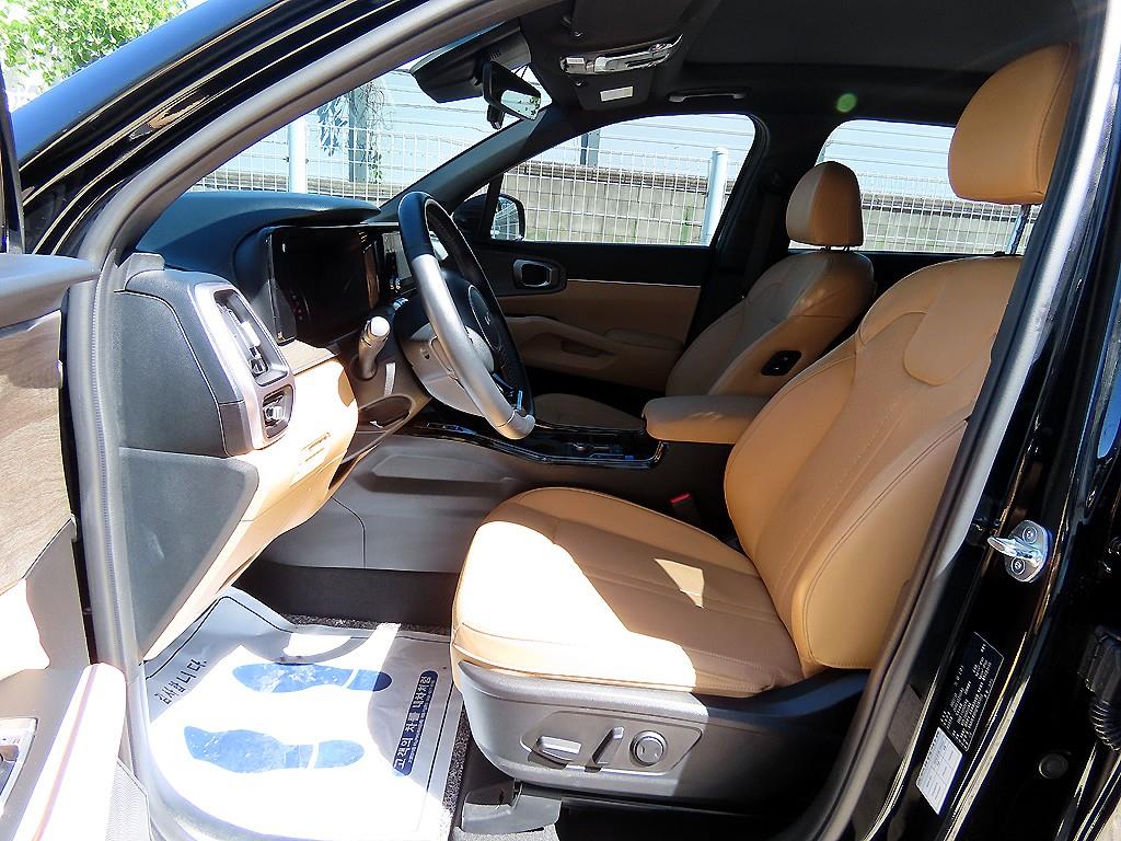 Kia Sorento — photo 05
