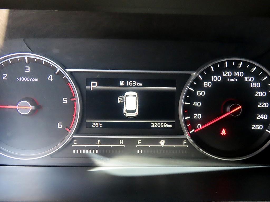 Kia Sorento — photo 09