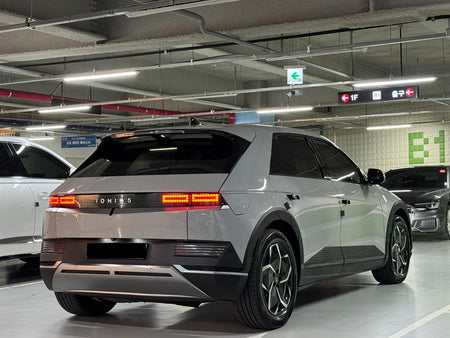 Hyundai Ioniq5 — photo 03