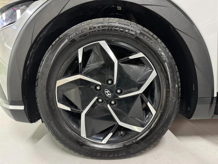 Hyundai Ioniq5 — photo 18