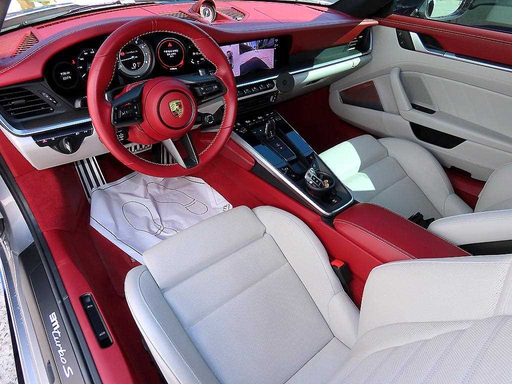 Porsche 911 — photo 07