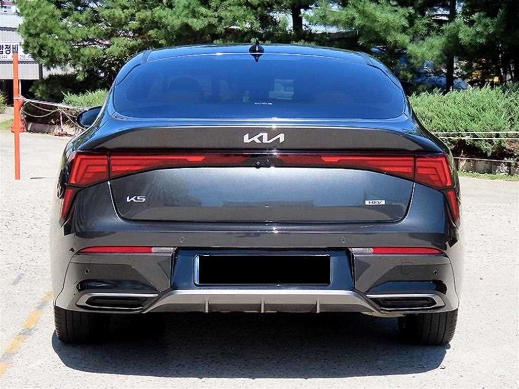 Kia K5 — photo 04