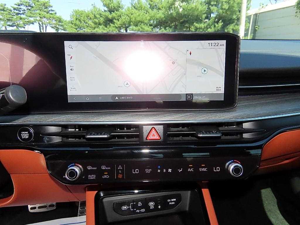 Kia K5 — photo 13