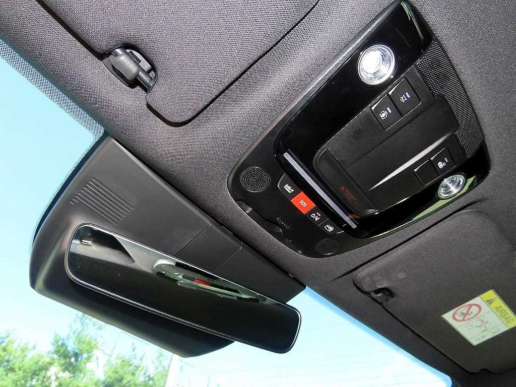 Kia K5 — photo 14