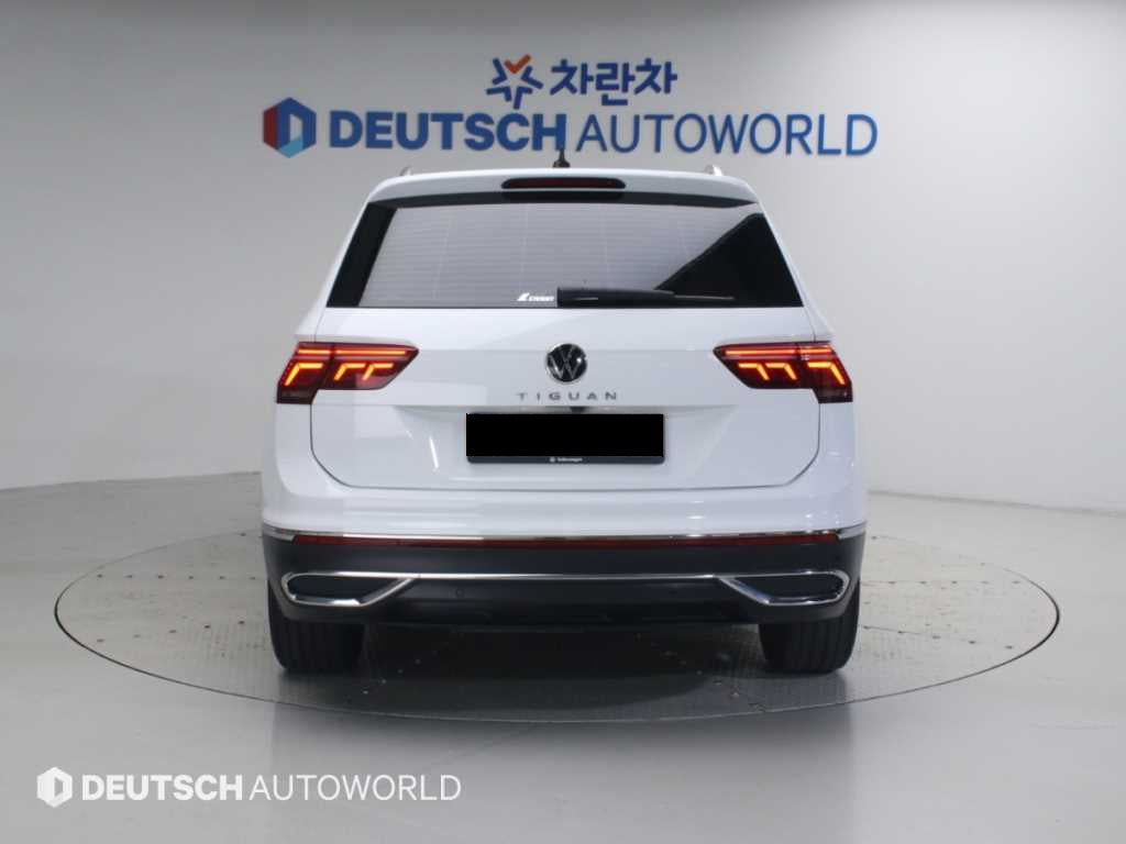 Volkswagen Tiguan — photo 04