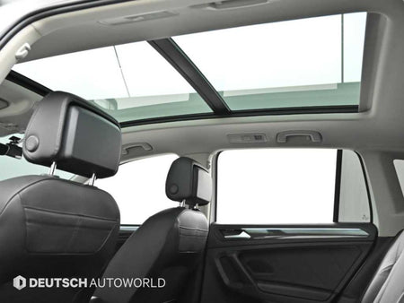 Volkswagen Tiguan — photo 18