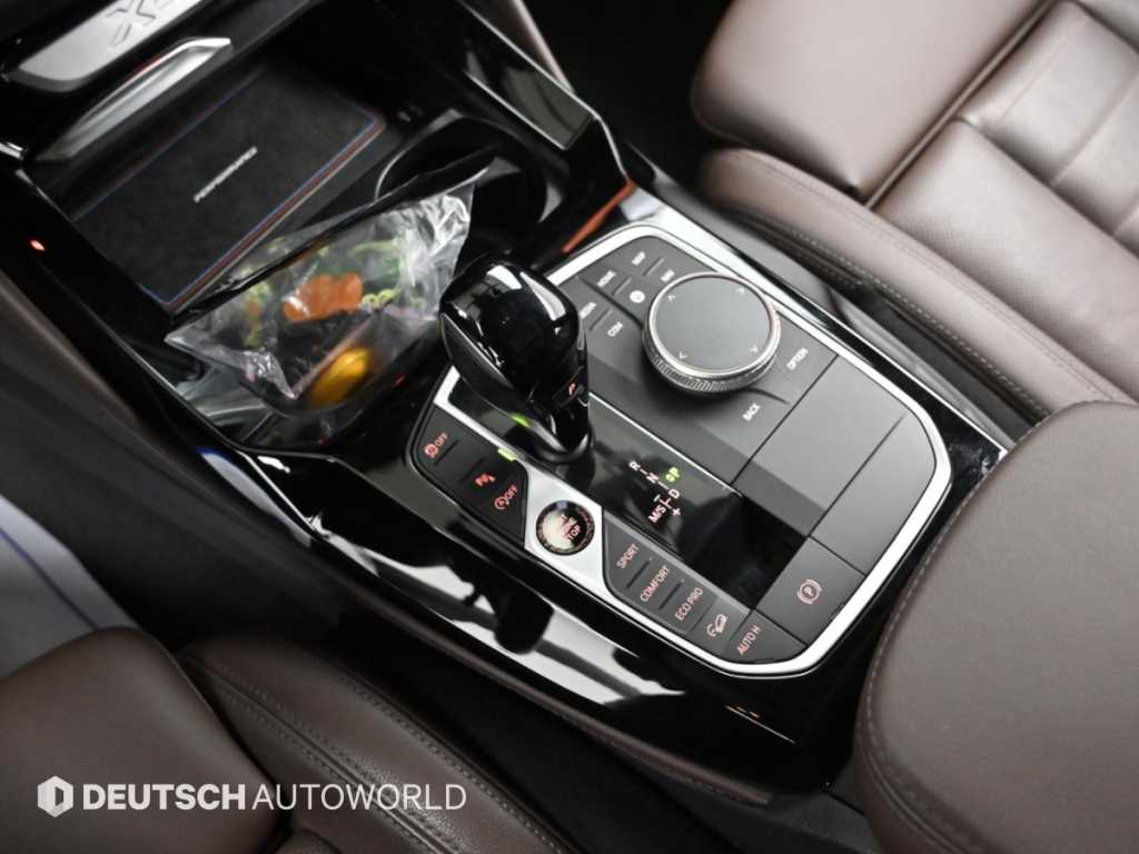 BMW X4 — photo 09