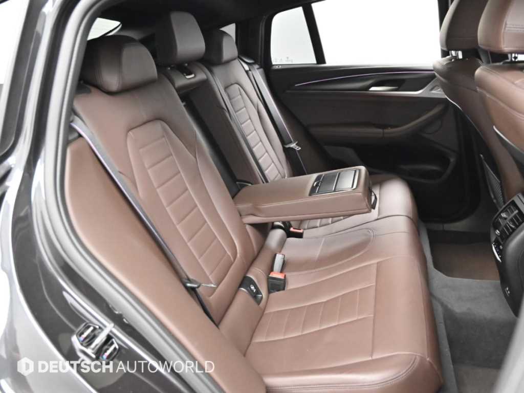 BMW X4 — photo 12
