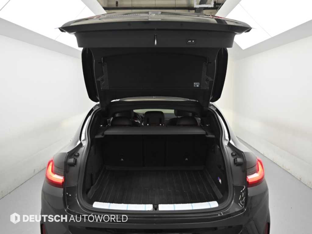 BMW X4 — photo 19