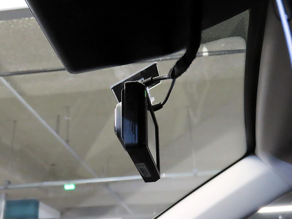 Kia Sorento — photo 15