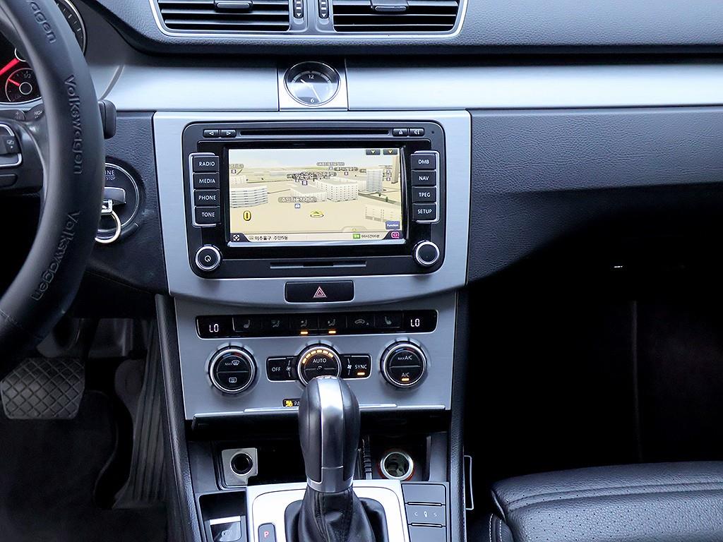 Volkswagen CC — photo 09