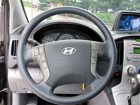 Hyundai Starex — photo 07
