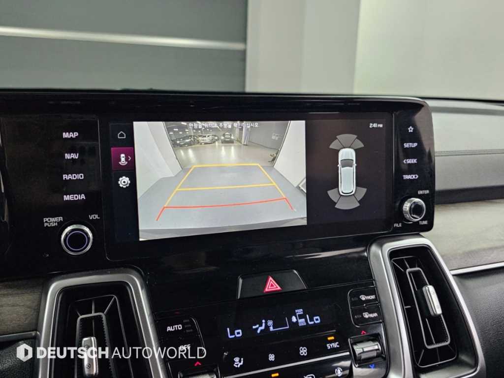 Kia Sorento — photo 15