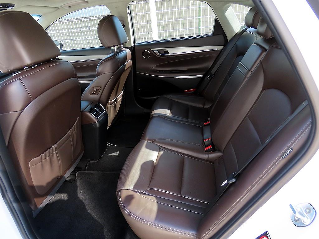 Hyundai Grandeur — photo 06