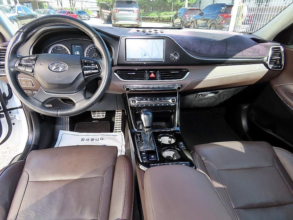 Hyundai Grandeur — photo 07