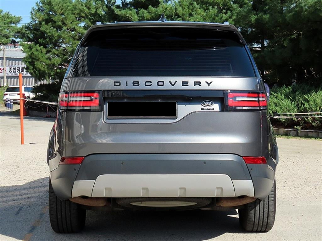 Land Rover Discovery — photo 04