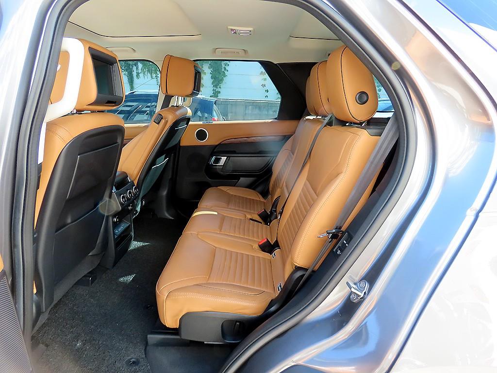 Land Rover Discovery — photo 06