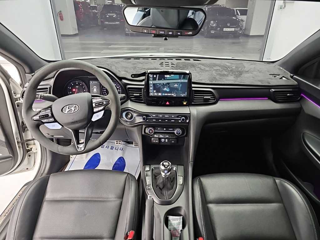 Hyundai Veloster — photo 07
