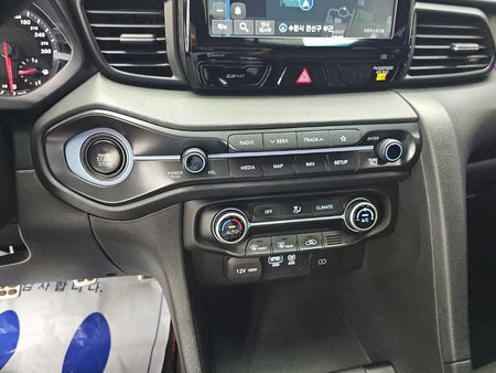 Hyundai Veloster — photo 10
