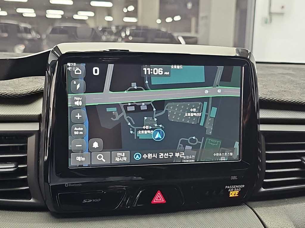 Hyundai Veloster — photo 13