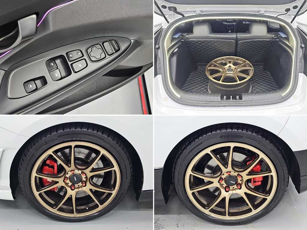 Hyundai Veloster — photo 18