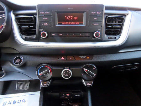 Kia Stonic — photo 15