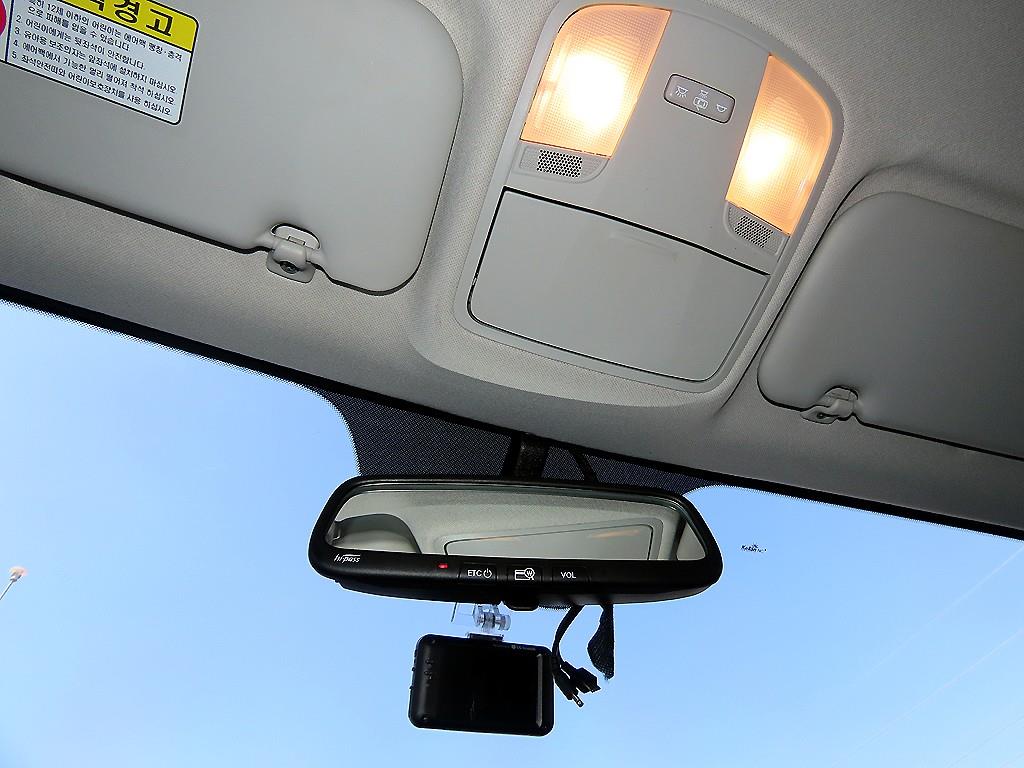 Kia Stonic — photo 16