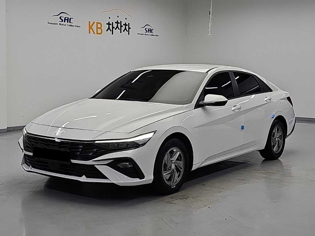 Hyundai Avante — photo 01
