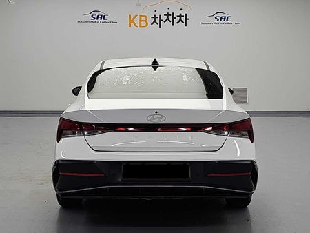 Hyundai Avante — photo 03