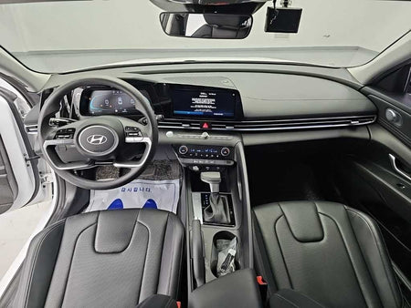 Hyundai Avante — photo 07