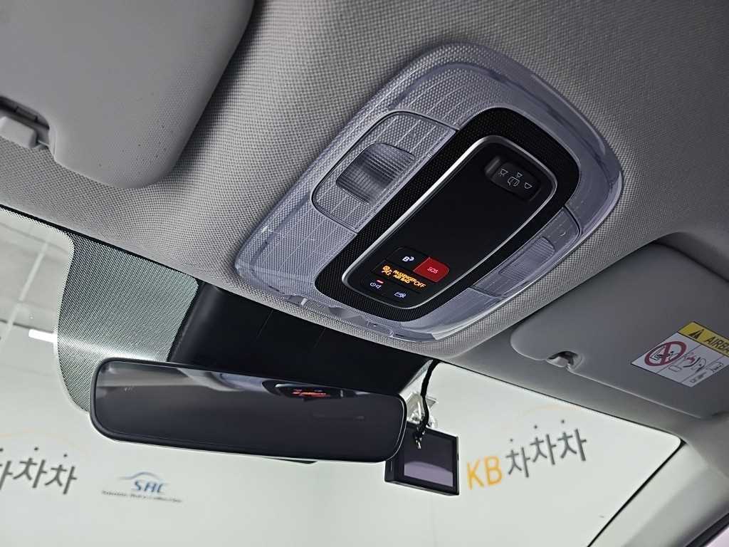 Hyundai Avante — photo 15