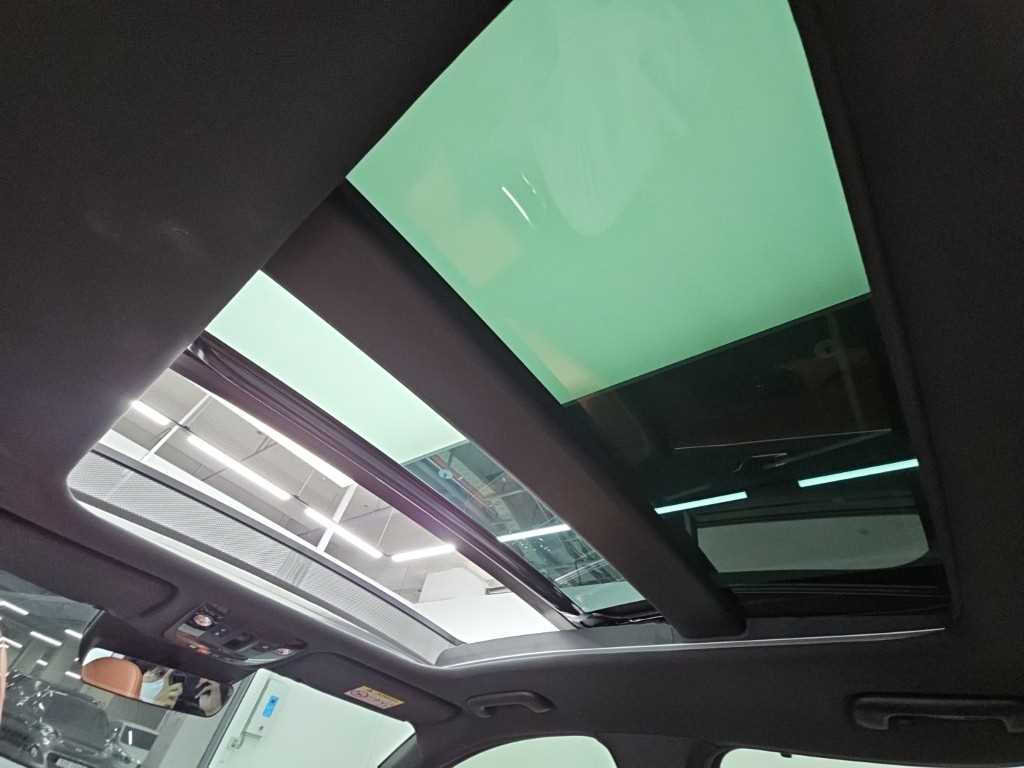Kia K5 — photo 15