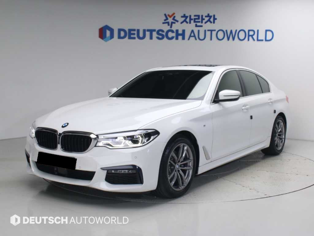 BMW 5-Series — photo 02