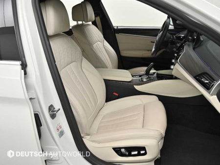BMW 5-Series — photo 10