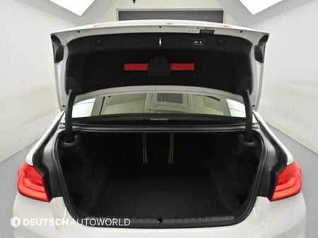 BMW 5-Series — photo 19