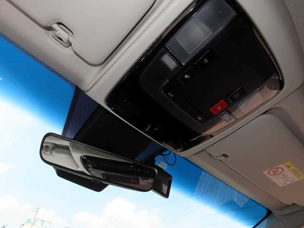 Hyundai Staria — photo 16