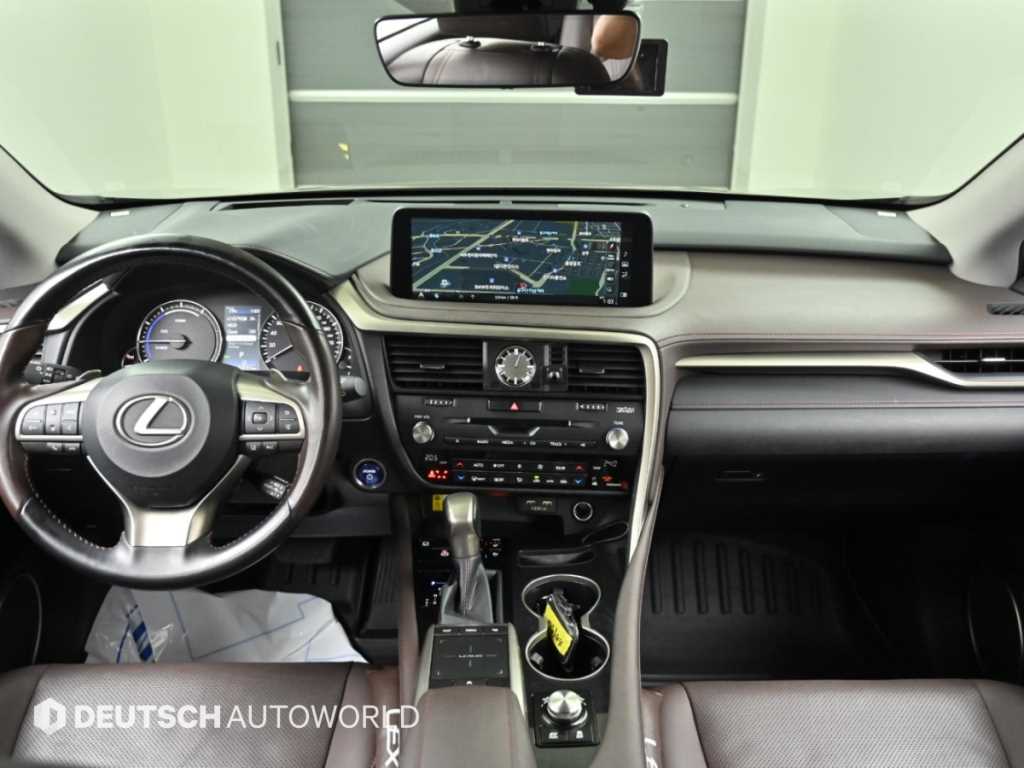 Lexus RX — photo 07