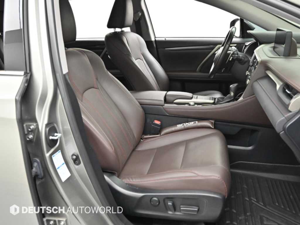 Lexus RX — photo 10